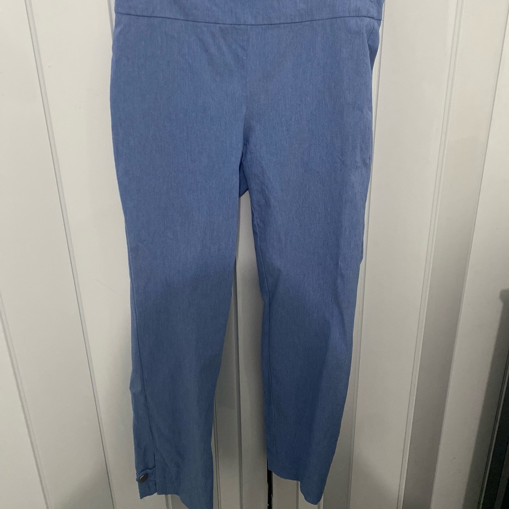 Van Heusen Capri